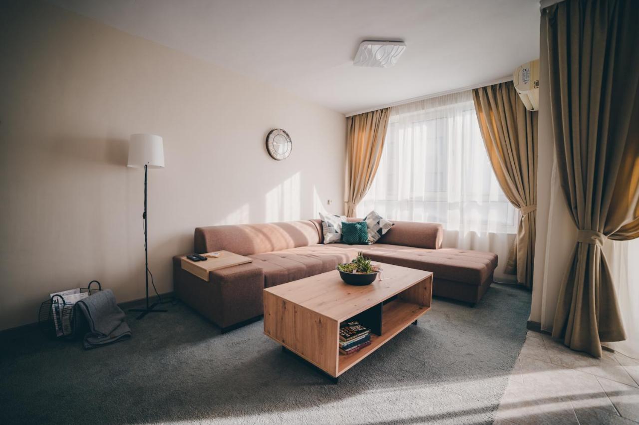 Unbeatable Location: New & Comfy Apartment 바르나 외부 사진