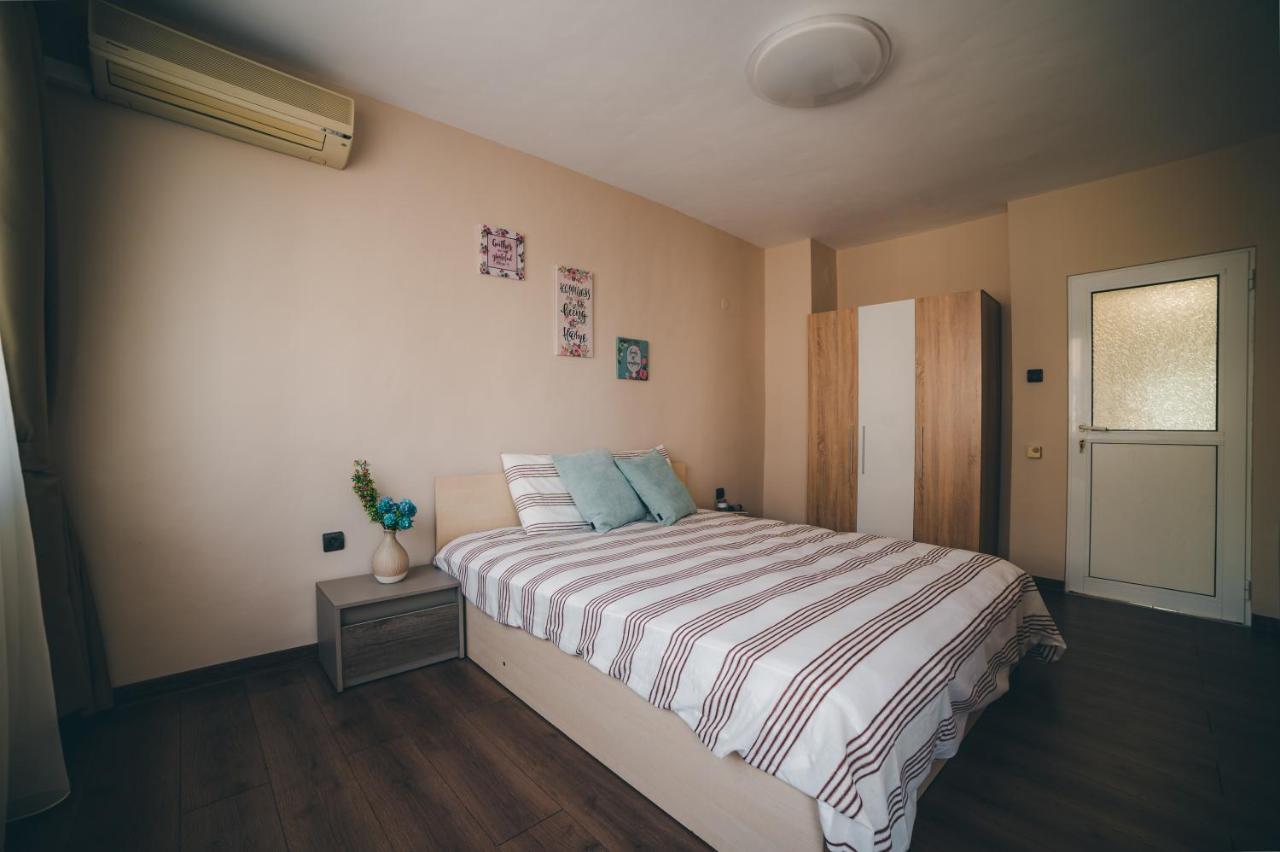 Unbeatable Location: New & Comfy Apartment 바르나 외부 사진